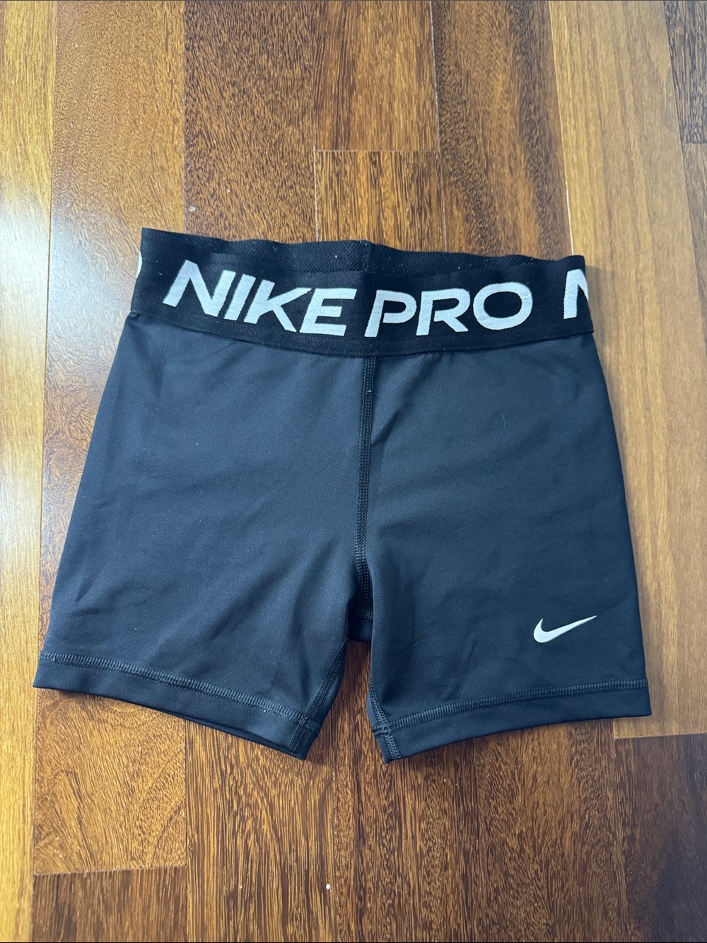 Women's Nike pros/ Black Compression Training Shorts